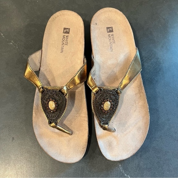 White Mountain sz 7 Abby embellished thong sandals wedge - Picture 2 of 16